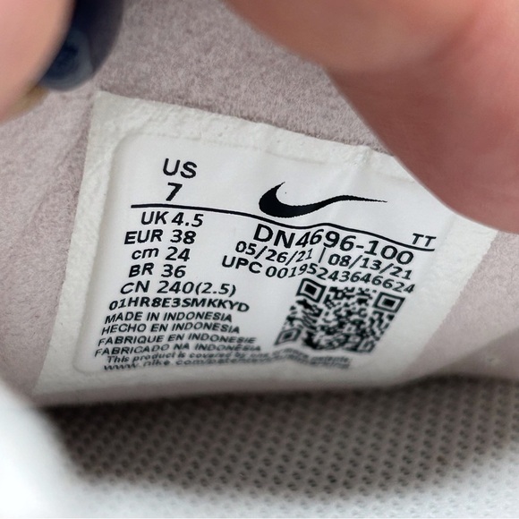 Nike Waffle One Summit White Infinite Lilac Lace Up Sneakers Size 7 - Picture 12 of 12